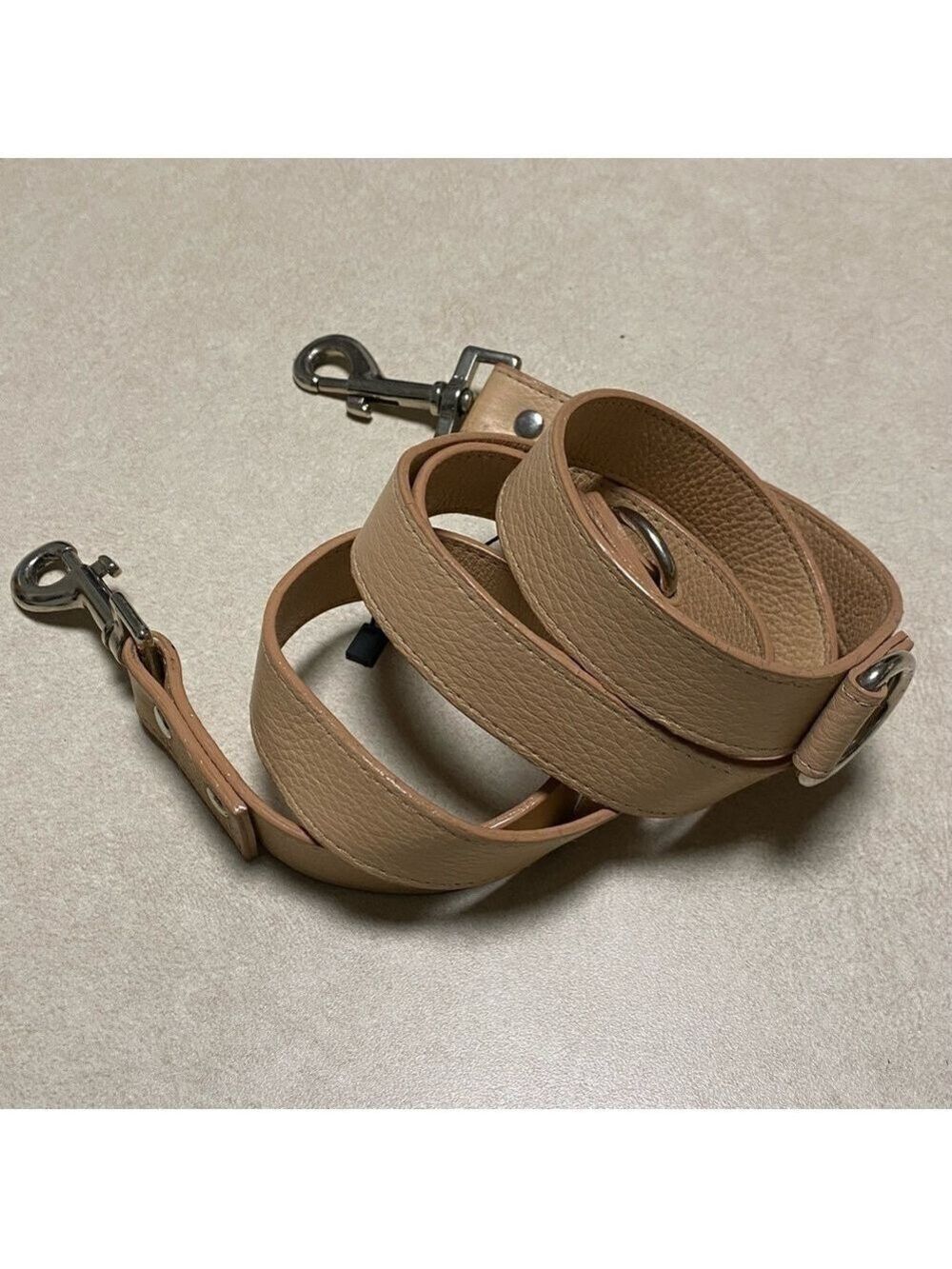 Love thy Beast Dog Leash OS Beige 100% Genuine Pebbled Leather Dog Leash